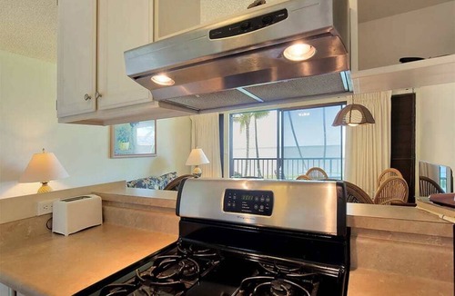 Kaunakakai Condo | Tropical Style w/OF Lanai, Flat Screen, WiFi–#229