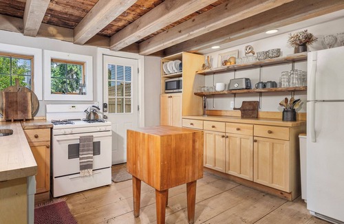 Hudson House | Union Street Cottage - Built in 1900