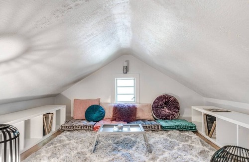 Home Park Apartment | Unique Sanctuary, Steps from Atlantic Station
