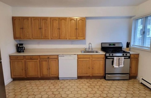 Kingston Apartment | Unique Waterfront Loft: Rondout Creek Kingston, NY