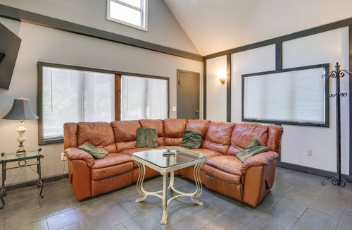 Cold Spring Apartment | Vacation Rental 6 Mi to Appalachian Trail Entrance