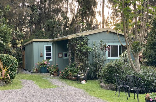 Hawi Cottage | View, Value, Comfort, Clean, Gracious Host Available To Assist You In Planning