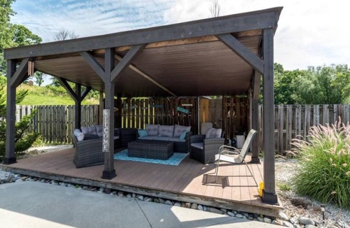 Sassamansville House | Villa on the hill with heated salt water indoor pool