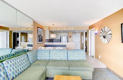 Northeast Virginia Beach Villa | Virginia Beach | Oceanfront Getaway | Pool & Beach | 1BR