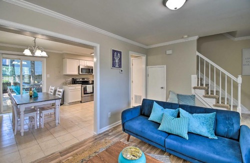 Northeast Virginia Beach House | Virginia Beach Townhouse - 2 Mi to Boardwalk!