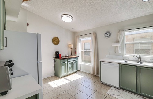 Clear Creek House | Visit Disney & Universal Parks! Group-Friendly Gem