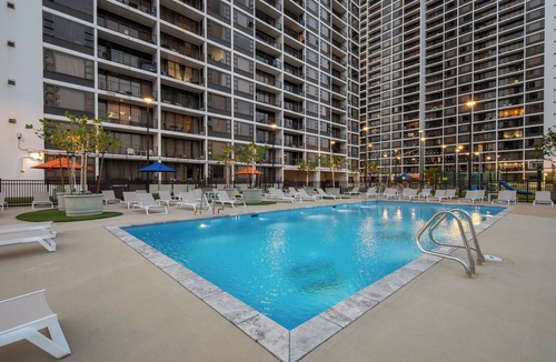 Waikiki Condo | Waikiki Banyan Epic Ocean View Deluxe, 34th floor, 5min from Waikiki Beach