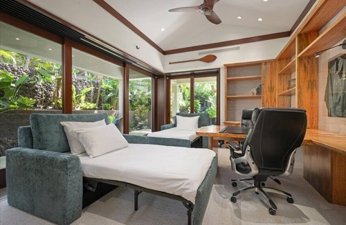 Kaupulehu House | Waiulu Estate 152B – Ocean View & Fully Renovated | Onsite Staff & Daily Housekeeping