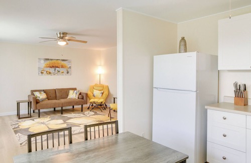 Hilo Condo | Walk to Downtown Hilo: Condo w/Pool Access!