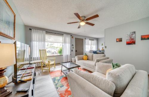 Hilo Apartment | Walk to Dtwn Hilo Island Escape with Pool!