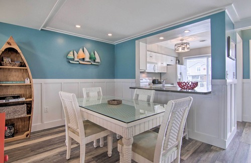 Caine Woods House | Walk to Maryland Beach: Canal-Front Escape w/Dock