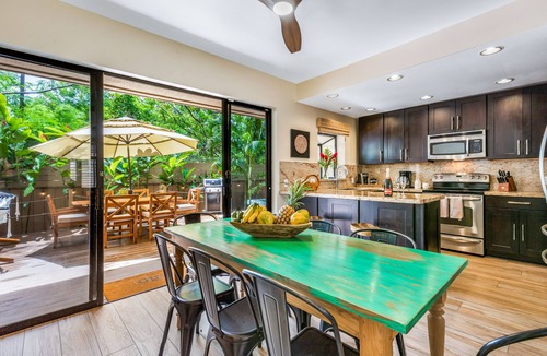 Napili House | WALK TO NAPILI BAY A SANDY BEACH-3 BEDROOMS-PRIVATE HOT TUB ON LANAI-KAPALUA