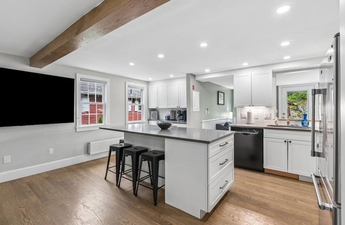 Ogunquit House | Walking distance to everything in the heart of Ogunquit