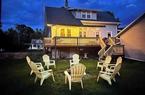 Washington Island House | Washington Island, Large 4 Bedroom Home w/window A/C units