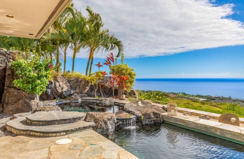 Kahaluu-Keauhou House | Waterfall House | 4 Bed, 3.5 Bath