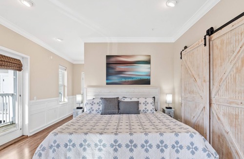 Southport Condo | Waterfront #3 King/Studio 1BR- Waterfront Downtown Southport- NO HIDDEN FEES!