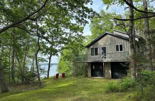 Saint George Cottage | Waterfront Cottage on Private Cove in Tenants Harbor w 2+ bedrooms and 2 baths.