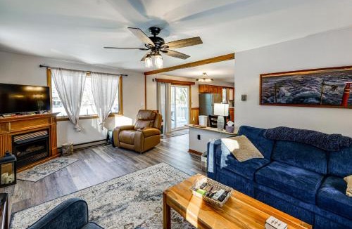 Lincoln House | Waterfront Family Home w/Seasonal Dock in Lincoln
