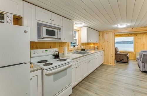 Sinclair House | Waterfront Long Lake Retreat: Great for Families!
