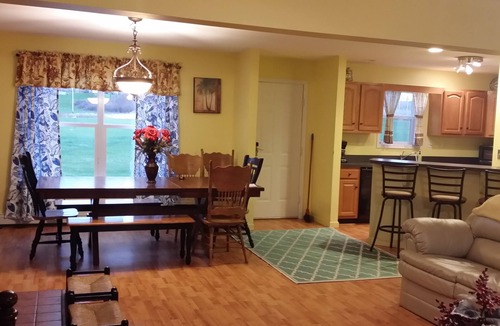 North Lake George Cottage | Waterfront Ranch with Dock and private recreational area on Lake George Sleep 10