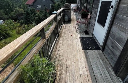 Franklin Apartment | Welcoming 4 bed Loft on Organic Farm-Near MDI & Wilderness
