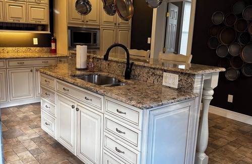 Northumberland House | Whispering Well Manor - optional hot tub & short drive to Bucknell &Susquehanna