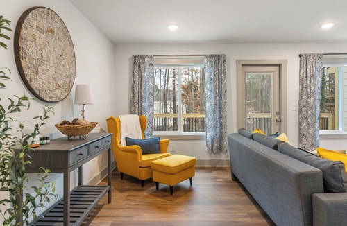 Roswell House | Wild Sunflower Retreat