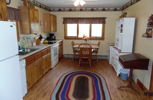 Town of Reading House | Wonderful Quiet neighborhood retreat in the Village of Watkins Glen