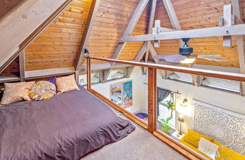 Holualoa Cottage | YELLOW Artists' Cottage TA-038-749-9520-01