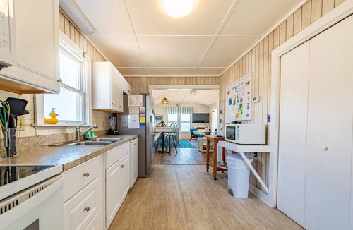 Carolina Dunes House | York - Duck, Carolina Dunes, Oceanfront, Ocean View, Hot Tub, Large Decks, Pets OK