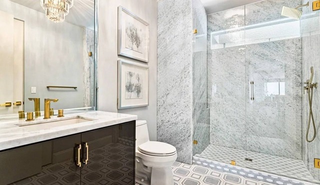 180 degree city view mansion with stunning features and premium amenities!
