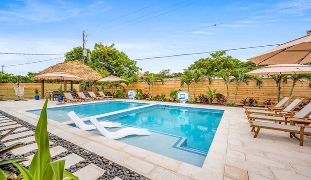 2 Resort Homes Side-by-Side - Pool, Tiki, Ice Bath