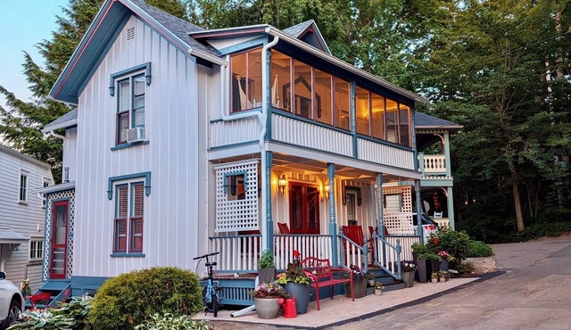 28 Morris - Classic, centrally located cottage in Chautauqua Institution!