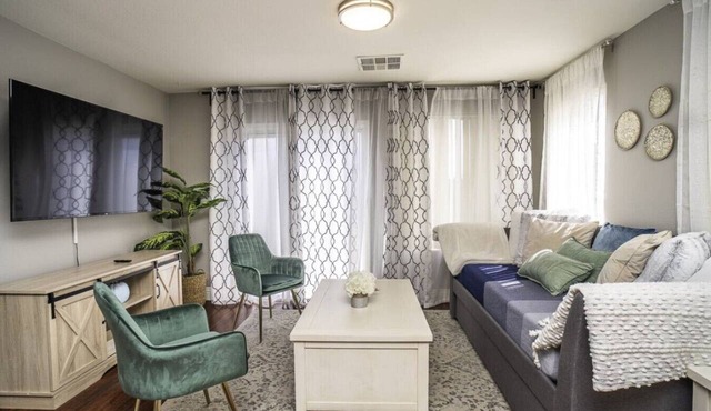 3BR Home Near Las Vegas Strip | Pet Friendly