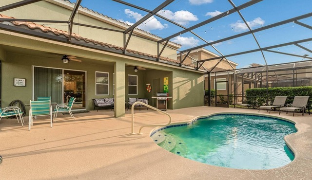 5 Beds + Heated Pool at Solterra Resort