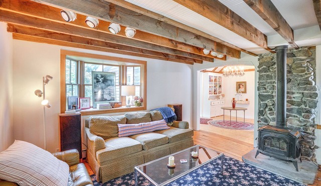 9 Mi to Dtwn Hudson: Pet-Friendly Home w/Pool