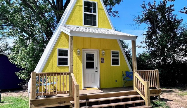 A-Frame Cottage with Deck in Charming Inspiration Village