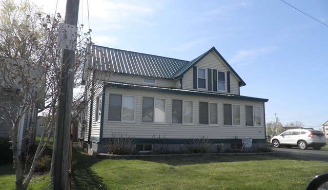 Amazing Lake View Cottage with Game room for Kids of all ages