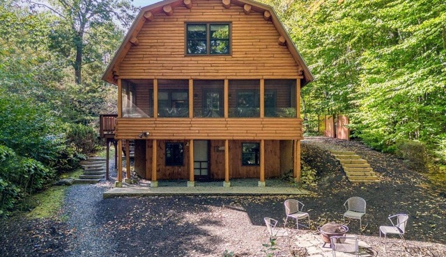 Beautiful Waterfront Property on a quiet cove-Tranquility on Long Pond