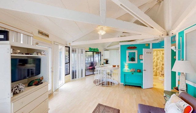 Book Summer Today, Coastal Octagon Home - By Beach