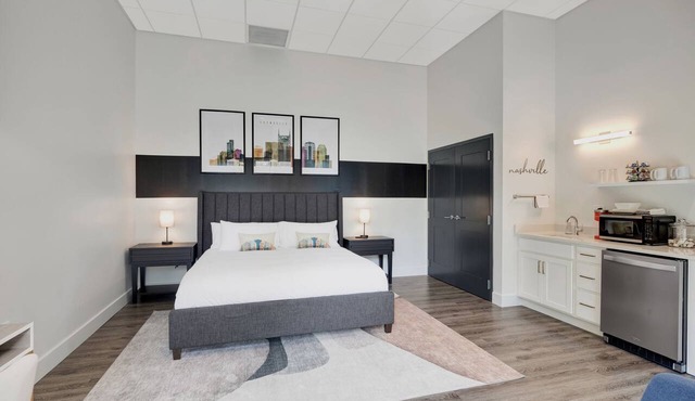 Brand New! Corporate Traveler's Retreat!