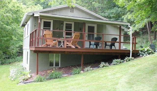 Bristol Hills Cottage