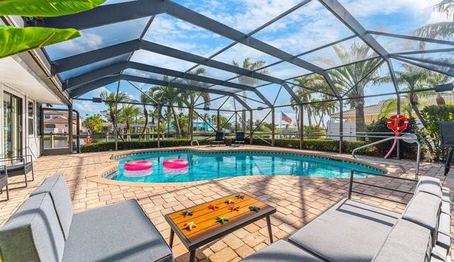 Canal Access: Boat Lift, Heated Pool & Dock