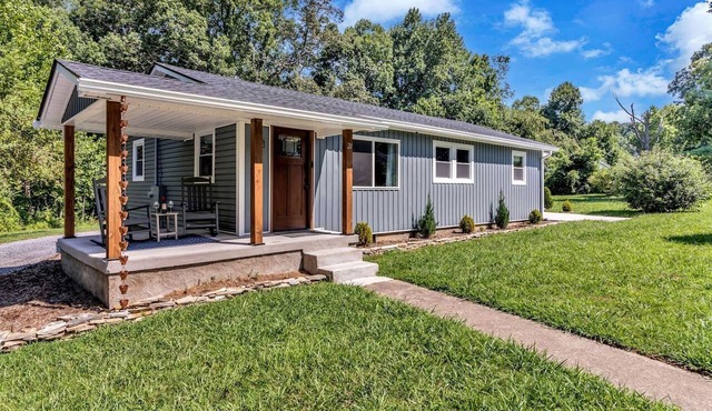 Charming Cottage with Spacious Backyard and Covered Porches Near Downtown Black Mountain, NC