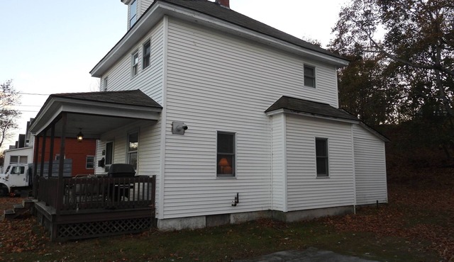 Close to trails! Cozy home base for your snowmobile adventures.