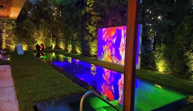 Cool Ultra-Modern Super Luxury Oasis in miami