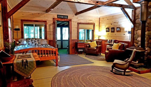 Cottage on the Kennebec