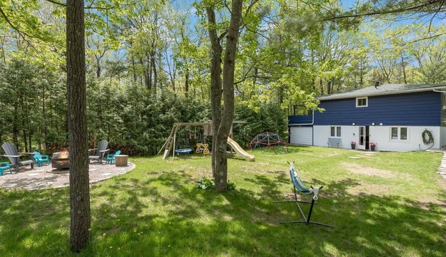 Cottage with Private Beach Access and Newly-Built Indoor Sauna #STRTT-2026-114 in Tiny