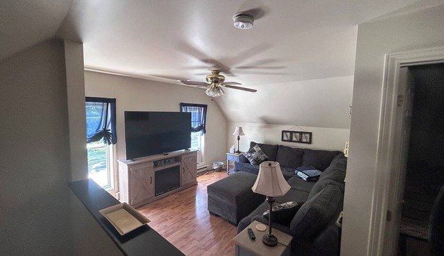 Cozy 1-bedroom apartment in fantastic Massena with AC