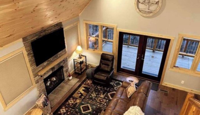 Cozy Cabin Close to the Slope
